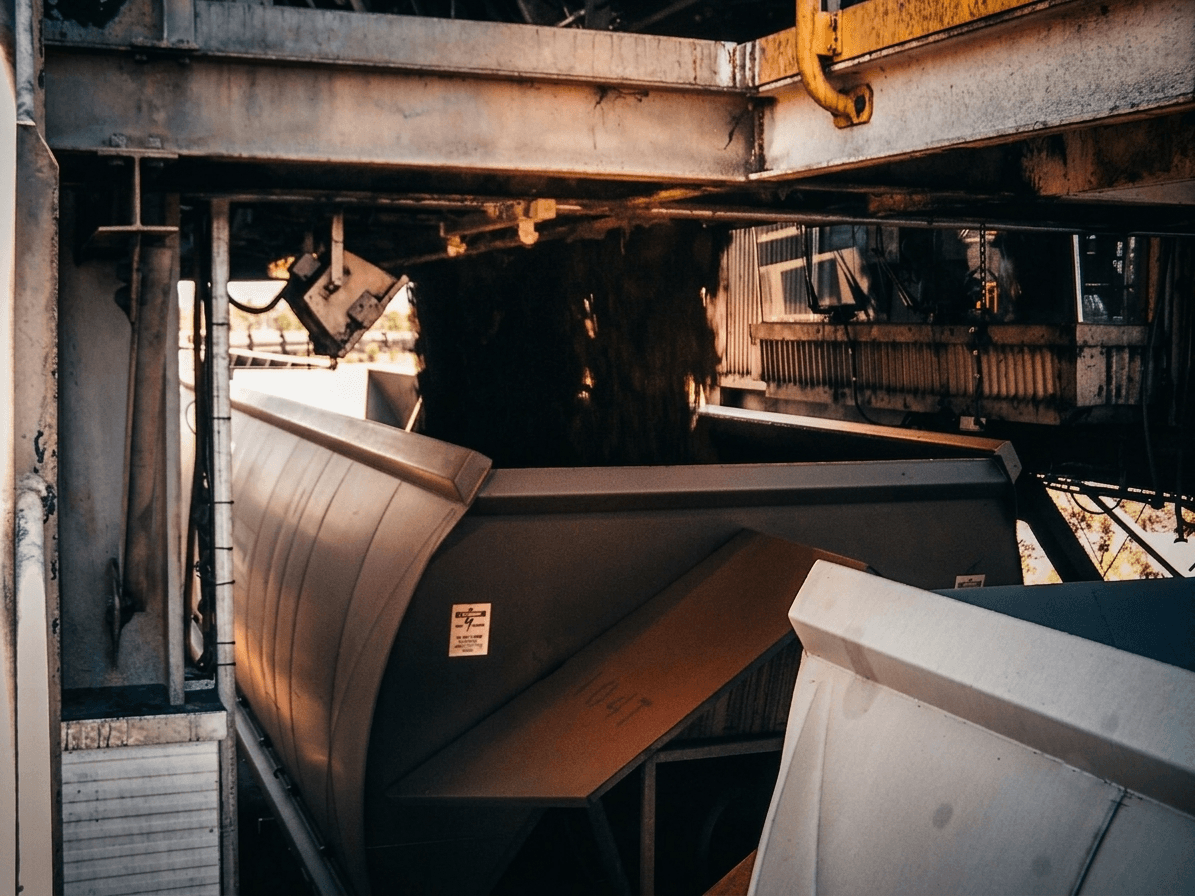 Train loading control system
